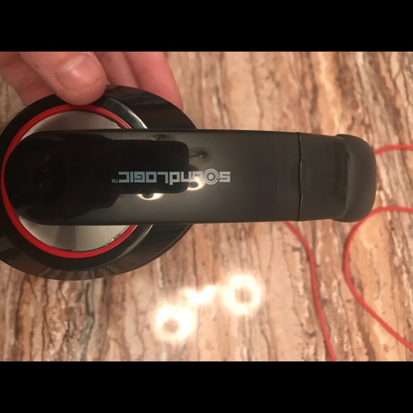 Sound logic TM headphones, brand new, never used. - Picture 2 of 3